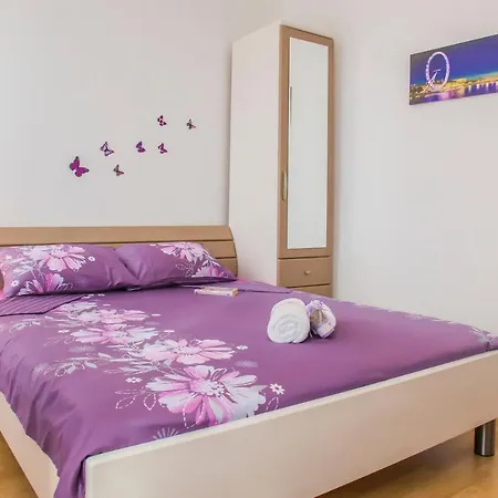 Gardenia House Vikendica *