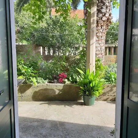 בית נופש Gardenia House Janjina